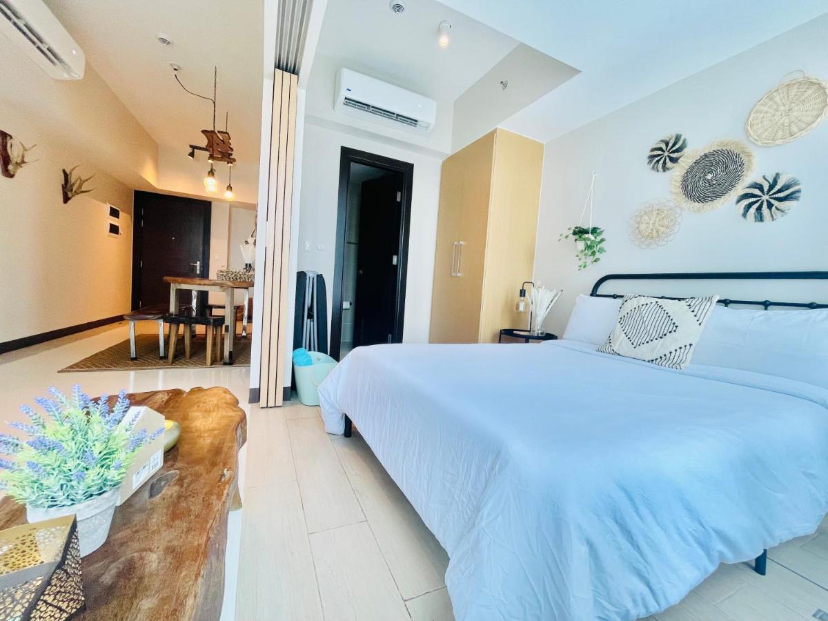 Uptown Parksuites Bgc Taguig Exterior photo