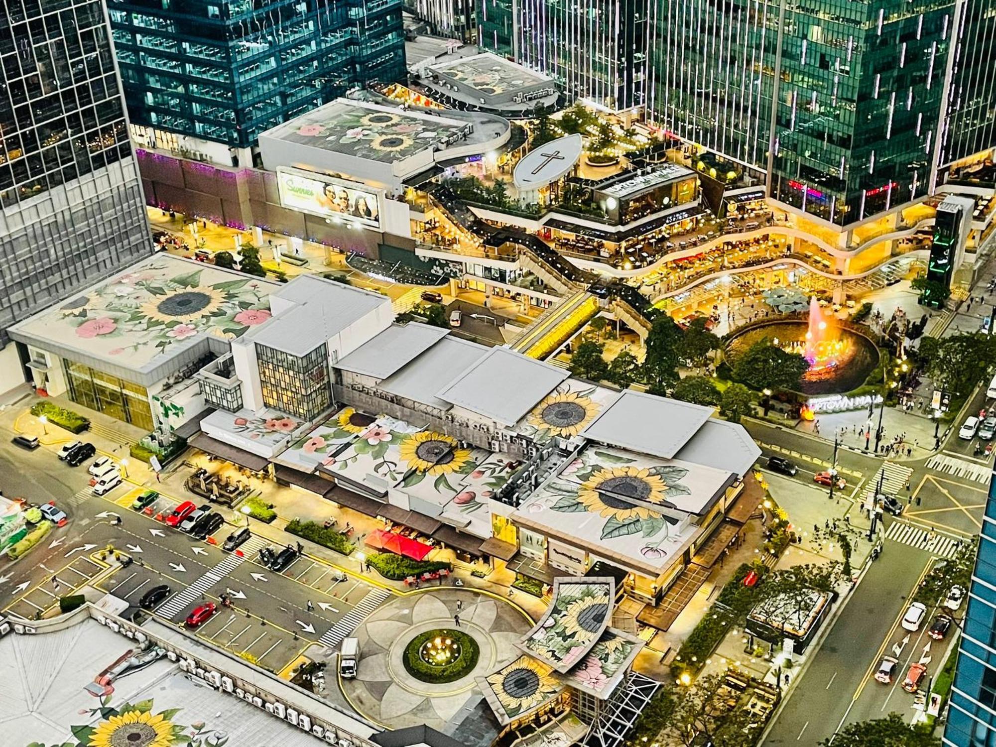 Uptown Parksuites Bgc Taguig Exterior photo
