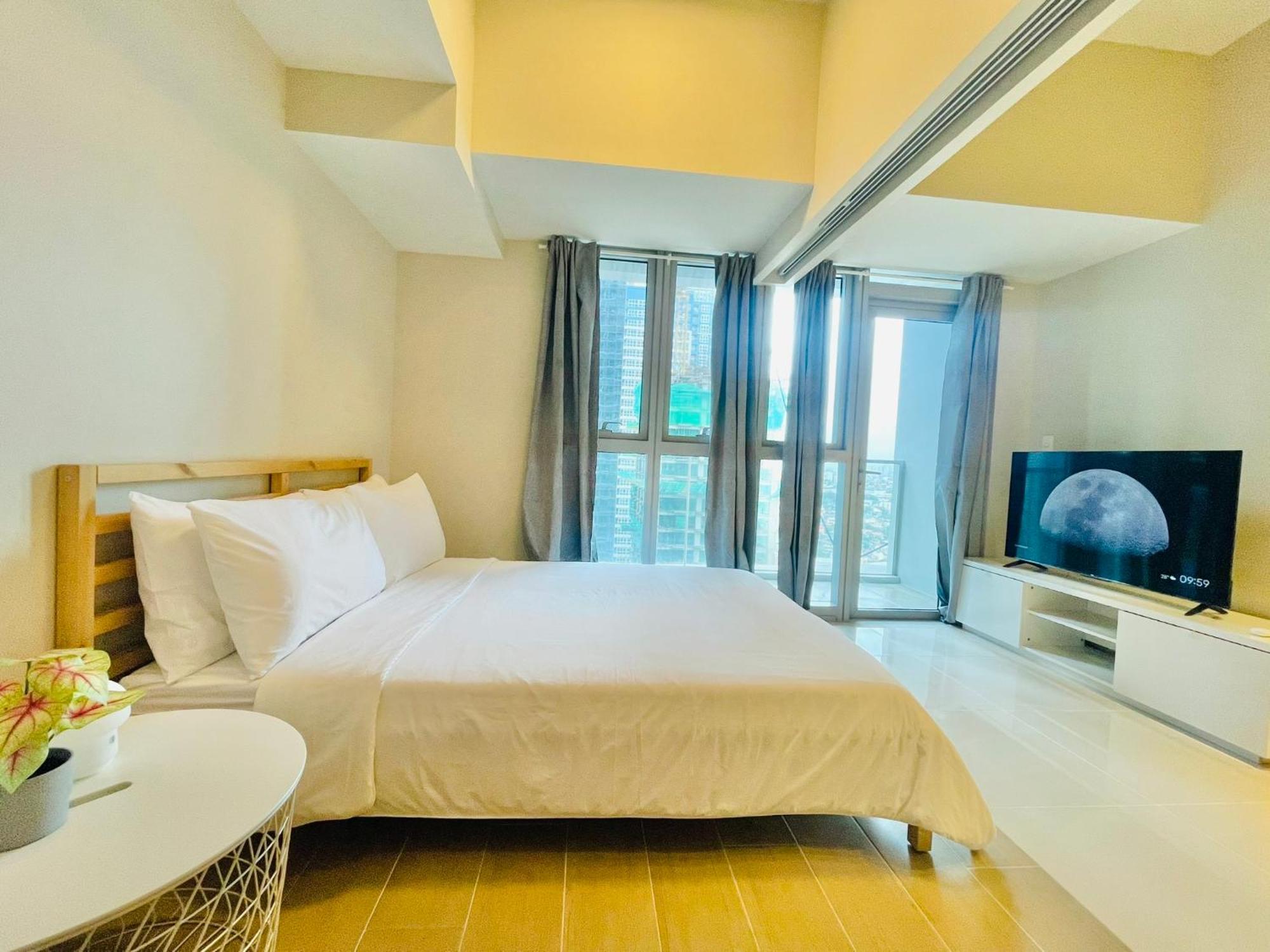 Uptown Parksuites Bgc Taguig Exterior photo